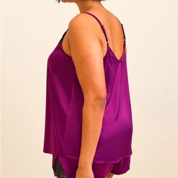 ❤️NWT VINTAGE TORRID CAMI - LACE TRIM TANK - DREAM SATIN SOFT VIOLET - SIZE 4X - Picture 2 of 9